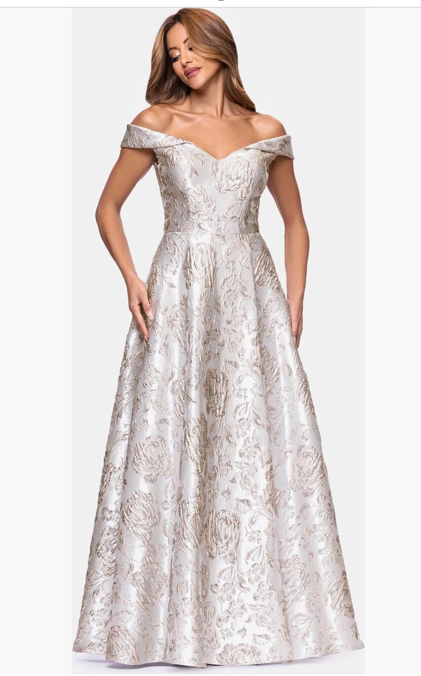 Xscape Evenings Floral Brocade Off-Shoulder Ball Gown size 16 (NEW)